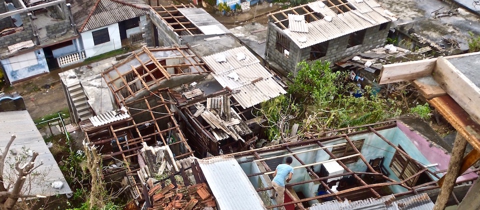 Baracoa Matthew: Sin techo • No roofs • Sans toiture