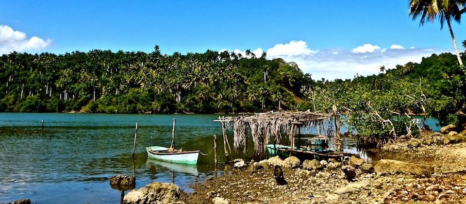 Small boats in Boca de Boma – Baracoa