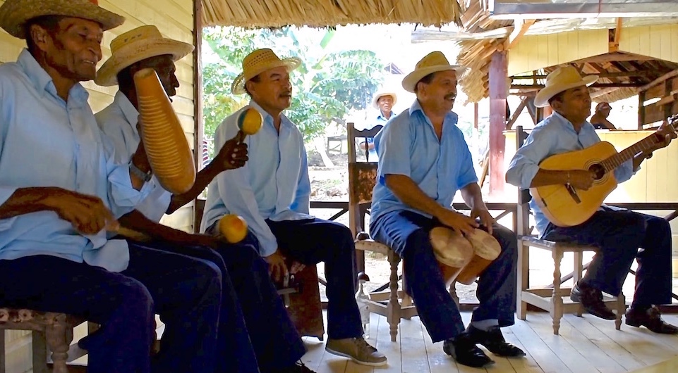 Instruments Nengon & Kiriba • El Guirito • Baracoa Cuba